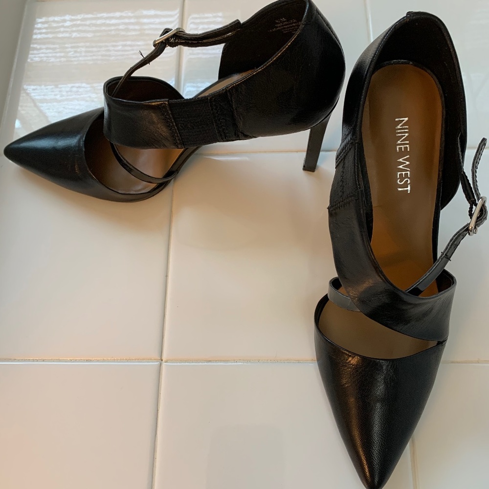 Nine West Black Heels Size 6.5